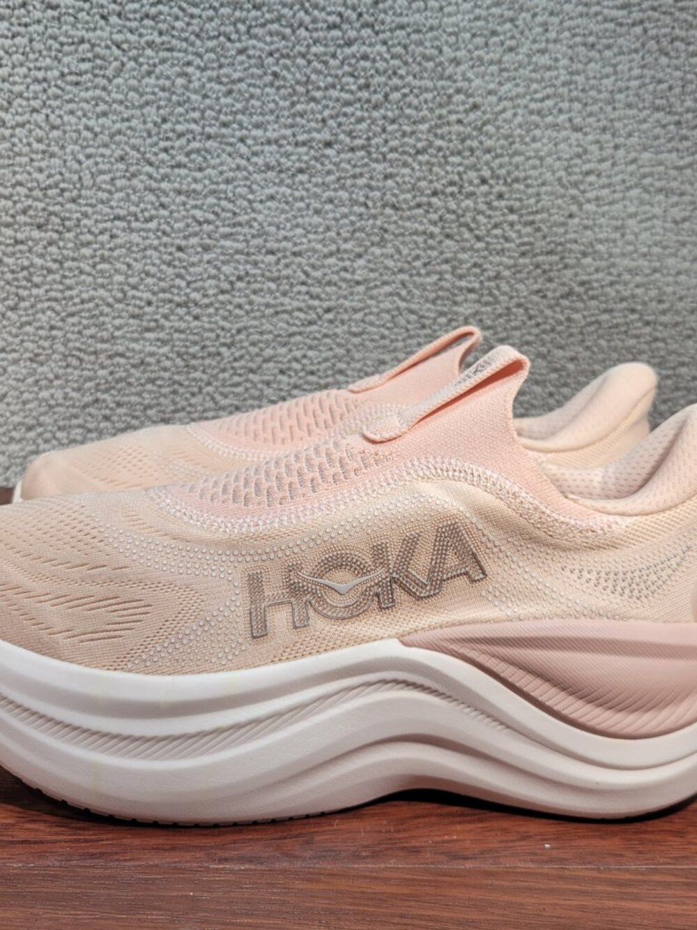 Hoka One One Skyward Laceless Women's Size 8B Rose Latte Rose Cream 1168877 - Picture 3 of 10